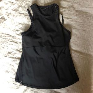 Lululemon mesh built in tank size 4